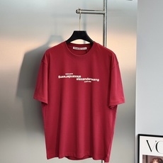 Alexander Wang基础神T|镜像字母纯棉短袖慵懒天花板-纽约限定镜像logo短袖,潮人四季刚需基础T。甄选10 Alexander Wang基础神T|镜像字母纯棉短袖慵懒天花板-纽约限定镜像logo短袖,潮人四季刚需基础T。甄选10