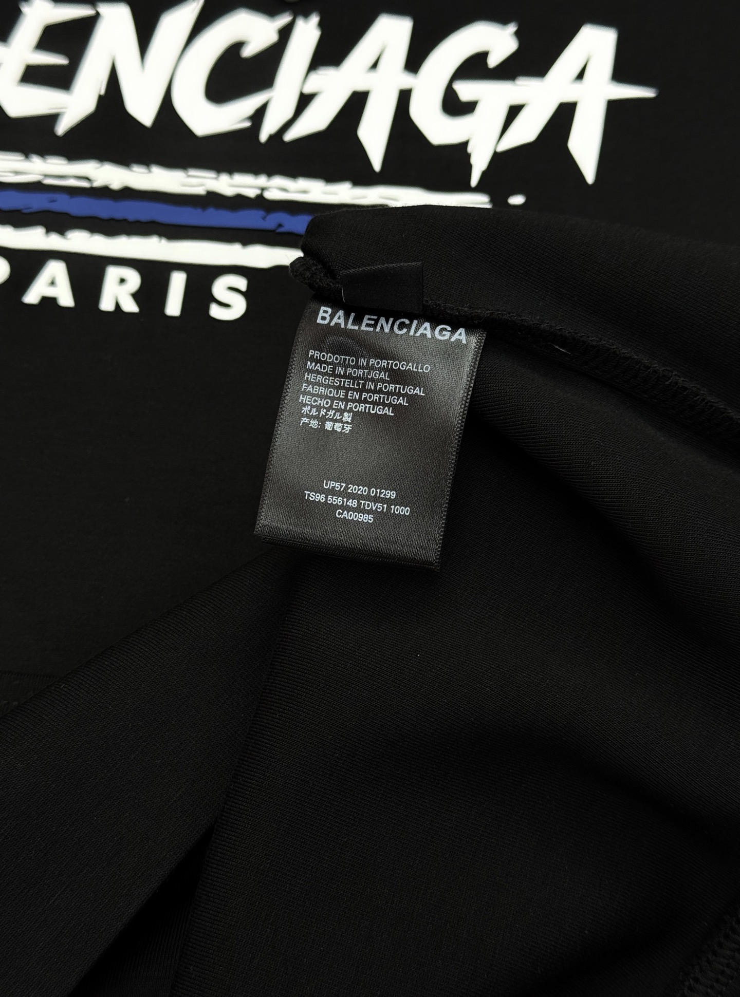 BALENCIAGA巴黎世家新品秋冬刚需连帽卫衣.男女同款❤️ 甄选高配比棉莫混纺面料,融合棉的挺括与莫代尔的丝滑软糯, BALENCIAGA巴黎世家新品秋冬刚需连帽卫衣.男女同款❤️ 甄选高配比棉莫混纺面料,融合棉的挺括与莫代尔的丝滑软糯,
