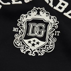 Dolce&Gabbana杜嘉班纳早秋新款盾徽圆领卫衣重磅上线!甄选95高支长绒棉+5%莫代尔混纺面料,自带柔润垂坠感, Dolce&Gabbana杜嘉班纳早秋新款盾徽圆领卫衣重磅上线!甄选95高支长绒棉+5%莫代尔混纺面料,自带柔润垂坠感,