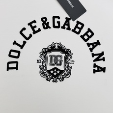 Dolce&Gabbana杜嘉班纳早秋新款盾徽圆领卫衣重磅上线!甄选95高支长绒棉+5%莫代尔混纺面料,自带柔润垂坠感, Dolce&Gabbana杜嘉班纳早秋新款盾徽圆领卫衣重磅上线!甄选95高支长绒棉+5%莫代尔混纺面料,自带柔润垂坠感,