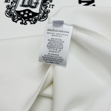Dolce&Gabbana杜嘉班纳早秋新款盾徽圆领卫衣重磅上线!甄选95高支长绒棉+5%莫代尔混纺面料,自带柔润垂坠感, Dolce&Gabbana杜嘉班纳早秋新款盾徽圆领卫衣重磅上线!甄选95高支长绒棉+5%莫代尔混纺面料,自带柔润垂坠感,