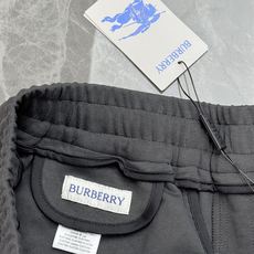 Burberry秋冬限定直筒休闲卫裤,自带英伦复古格调,男士衣橱刚需神裤❤️甄选高垂顺天丝混纺面料,软糯透气不闷身,春秋 Burberry秋冬限定直筒休闲卫裤,自带英伦复古格调,男士衣橱刚需神裤❤️甄选高垂顺天丝混纺面料,软糯透气不闷身,春秋