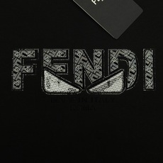FENDI-芬迪秋季新品棉莫圆领卫衣|低调奢感自带格调❤️甄选柔软棉莫混纺面料,触感细腻亲肤,垂感出众,上身利落不臃肿。 FENDI-芬迪秋季新品棉莫圆领卫衣|低调奢感自带格调❤️甄选柔软棉莫混纺面料,触感细腻亲肤,垂感出众,上身利落不臃肿。