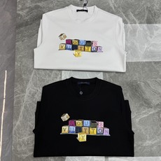 男生秋日奢感卫衣|LV积木彩钻太有辨识度 谁能拒绝一件自带精致细节的大牌卫衣!驴牌新品推荐❤️高品质棉莫混纺材质,柔软顺 男生秋日奢感卫衣|LV积木彩钻太有辨识度 谁能拒绝一件自带精致细节的大牌卫衣!驴牌新品推荐❤️高品质棉莫混纺材质,柔软顺