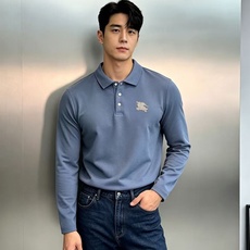 Burberry巴宝莉商务休闲男生秋季轻奢Polo|质感直接拉满!秋天男士衣橱少不了一件高品质长袖Polo。重磅双丝光珠 Burberry巴宝莉商务休闲男生秋季轻奢Polo|质感直接拉满!秋天男士衣橱少不了一件高品质长袖Polo。重磅双丝光珠
