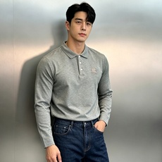 Burberry巴宝莉商务休闲男生秋季轻奢Polo|质感直接拉满!秋天男士衣橱少不了一件高品质长袖Polo。重磅双丝光珠 Burberry巴宝莉商务休闲男生秋季轻奢Polo|质感直接拉满!秋天男士衣橱少不了一件高品质长袖Polo。重磅双丝光珠