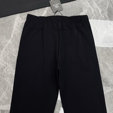 KOLON SPORT可隆|秋季机能户外休闲裤❤️专为都市与户外双重场景打造,高弹速干科技面料,垂顺抗皱,上身轻盈无束缚 KOLON SPORT可隆|秋季机能户外休闲裤❤️专为都市与户外双重场景打造,高弹速干科技面料,垂顺抗皱,上身轻盈无束缚