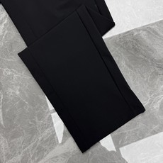 KOLON SPORT可隆|秋季机能户外休闲裤❤️专为都市与户外双重场景打造,高弹速干科技面料,垂顺抗皱,上身轻盈无束缚 KOLON SPORT可隆|秋季机能户外休闲裤❤️专为都市与户外双重场景打造,高弹速干科技面料,垂顺抗皱,上身轻盈无束缚