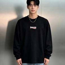 Balenciaga巴黎世家秋季长袖上新|潮人衣橱的氛围感刚需.男女同款❤️宽松微扩剪裁弱化身材拘束,甄选重磅亲肤面料, Balenciaga巴黎世家秋季长袖上新|潮人衣橱的氛围感刚需.男女同款❤️宽松微扩剪裁弱化身材拘束,甄选重磅亲肤面料,