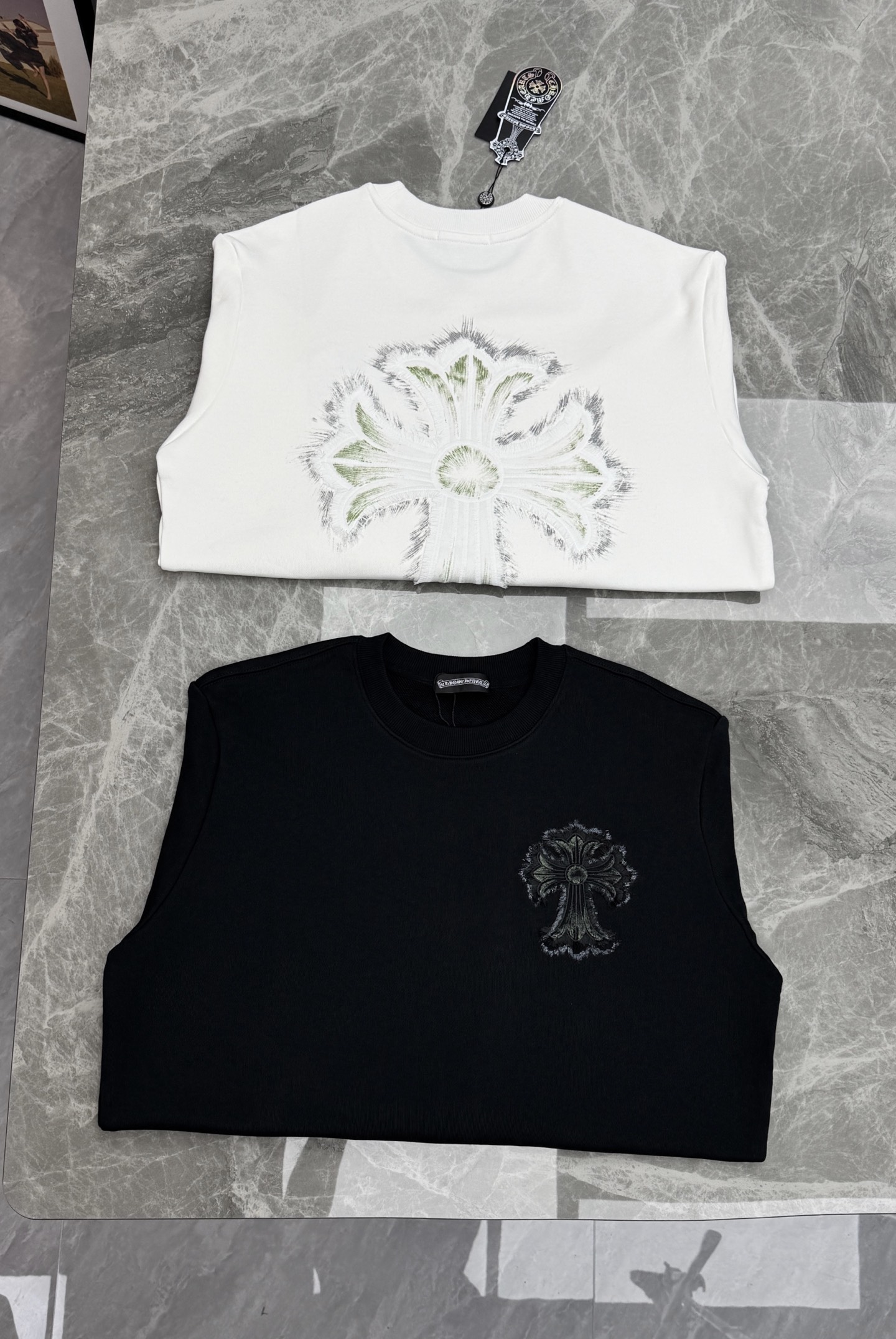 Chrome Hearts克罗心秋季新品圆领卫衣｜潮奢复古格调❤️男女同款宽松落肩版型，不挑身材，随性松弛。重磅棉料厚实