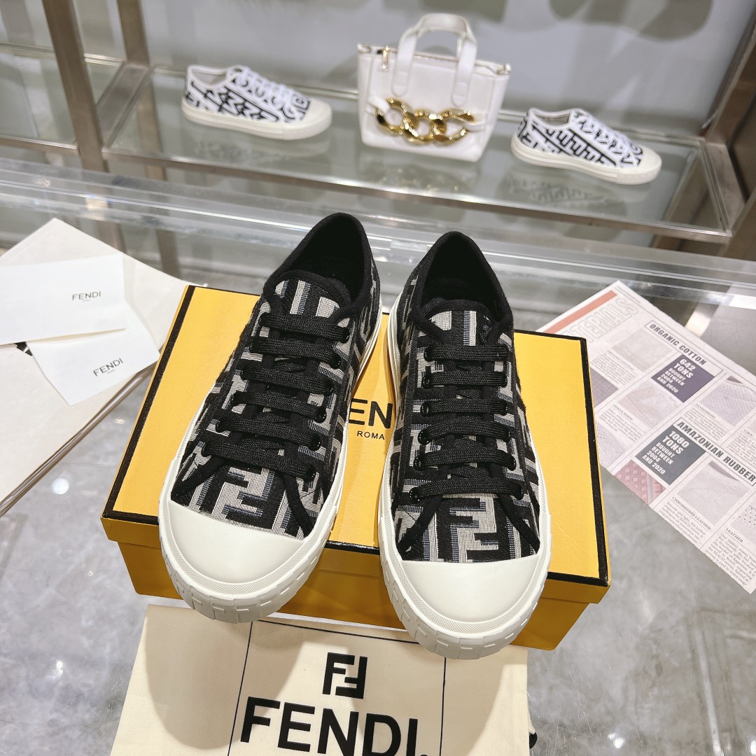 Wo kann ich kaufen
 Fendi Turnschuhe Schuhe aus Segeltuch Leinwand Fashion Lässig