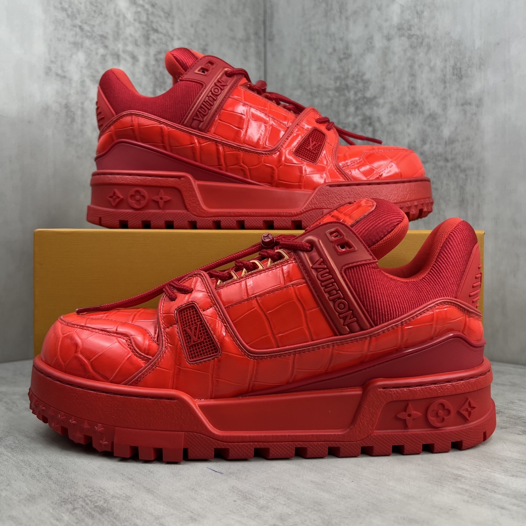 Louis Vuitton 新款上架 Loui* Vuitto* 23S走秀款Trainer 水染胖丁面包滑板鞋 独家开模暗花老花串珠
