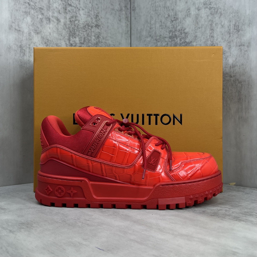 Louis Vuitton 新款上架 Loui* Vuitto* 23S走秀款Trainer 水染胖丁面包滑板鞋 独家开模暗花老花串珠