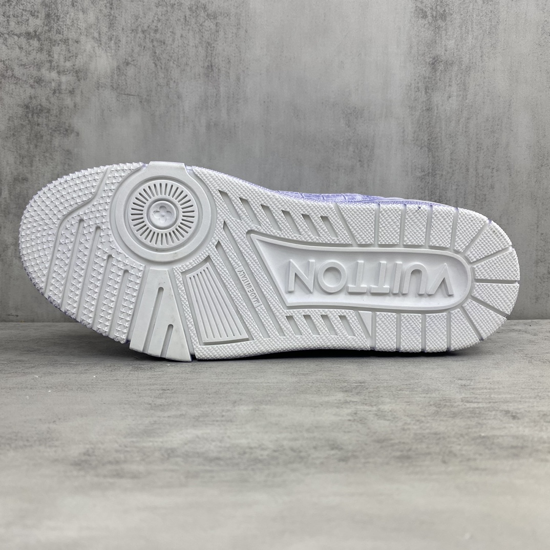 Louis Vuitton 新款上架 2054 Louis*Vuitto* Trainer 水染系列 最新款 大底和面料私模 绝对下血本费心思的一款鞋子 自Vifgil到来之后而设计的这一系列 每一季度都深受众多粉丝的青睐 TPU 大底 包装