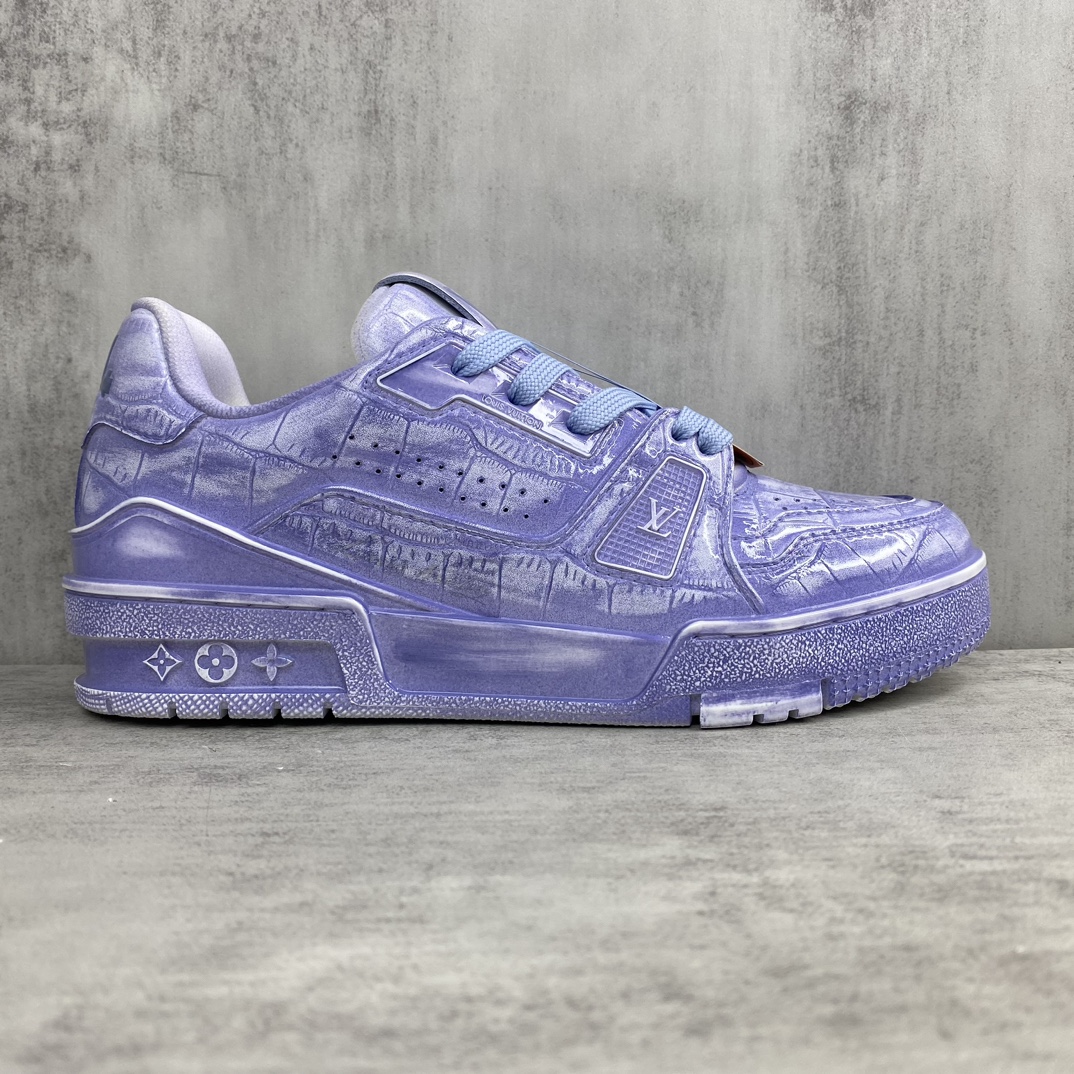 Louis Vuitton 新款上架 2054 Louis*Vuitto* Trainer 水染系列 最新款 大底和面料私模 绝对下血本费心思的一款鞋子 自Vifgil到来之后而设计的这一系列 每一季度都深受众多粉丝的青睐 TPU 大底 包装
