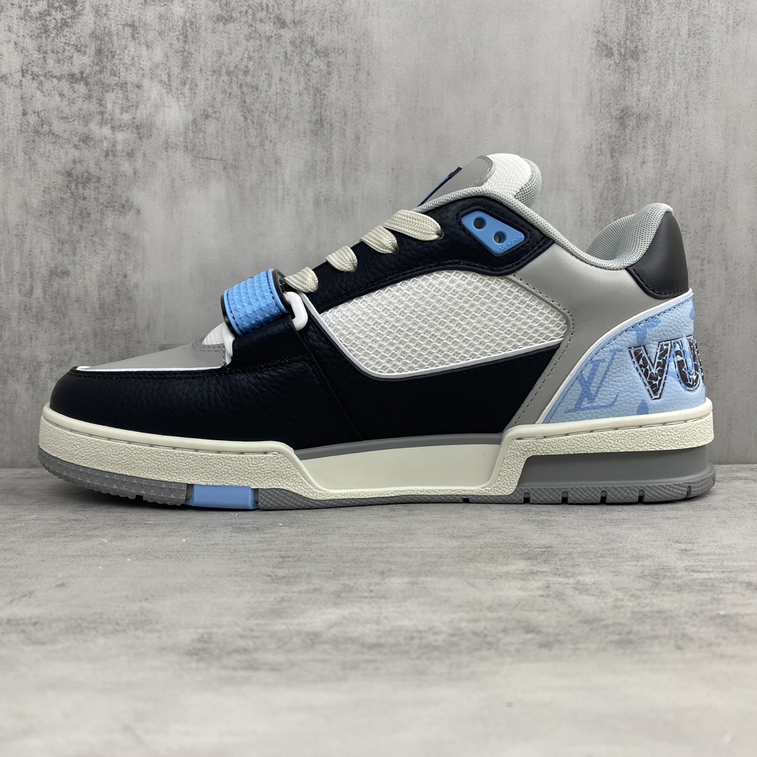 Louis Vuitton 新款上架 2063 Louis*Vuitto* LV Trainer 魔术贴最新款 大底和面料私模 绝对下血本费心思的一款鞋子 自Vifgil到来之后而设计的这一系列 每一季度都深受众多粉丝的青睐 TPU 大底 包装