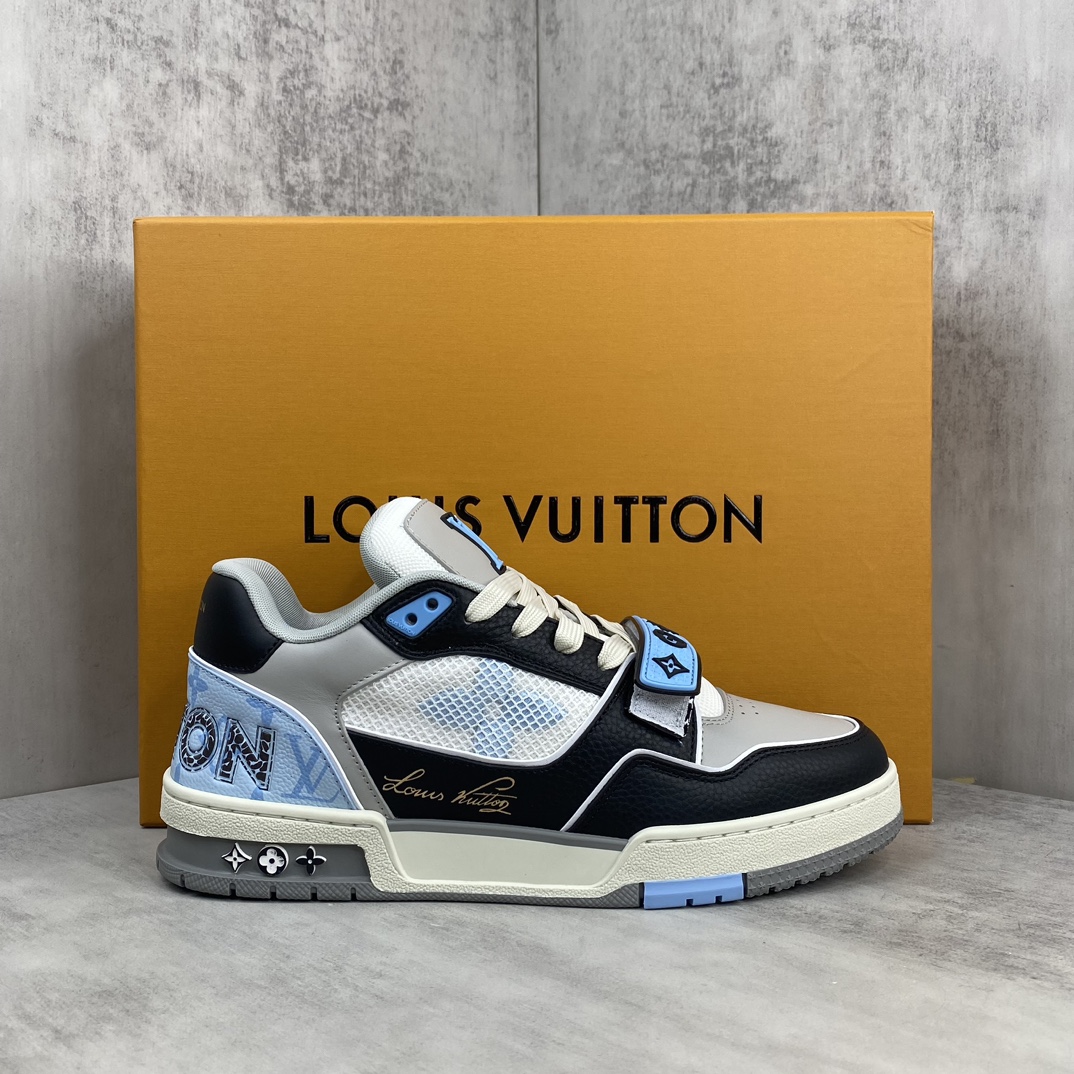 Louis Vuitton 新款上架 2063 Louis*Vuitto* LV Trainer 魔术贴最新款 大底和面料私模 绝对下血本费心思的一款鞋子 自Vifgil到来之后而设计的这一系列 每一季度都深受众多粉丝的青睐 TPU 大底 包装