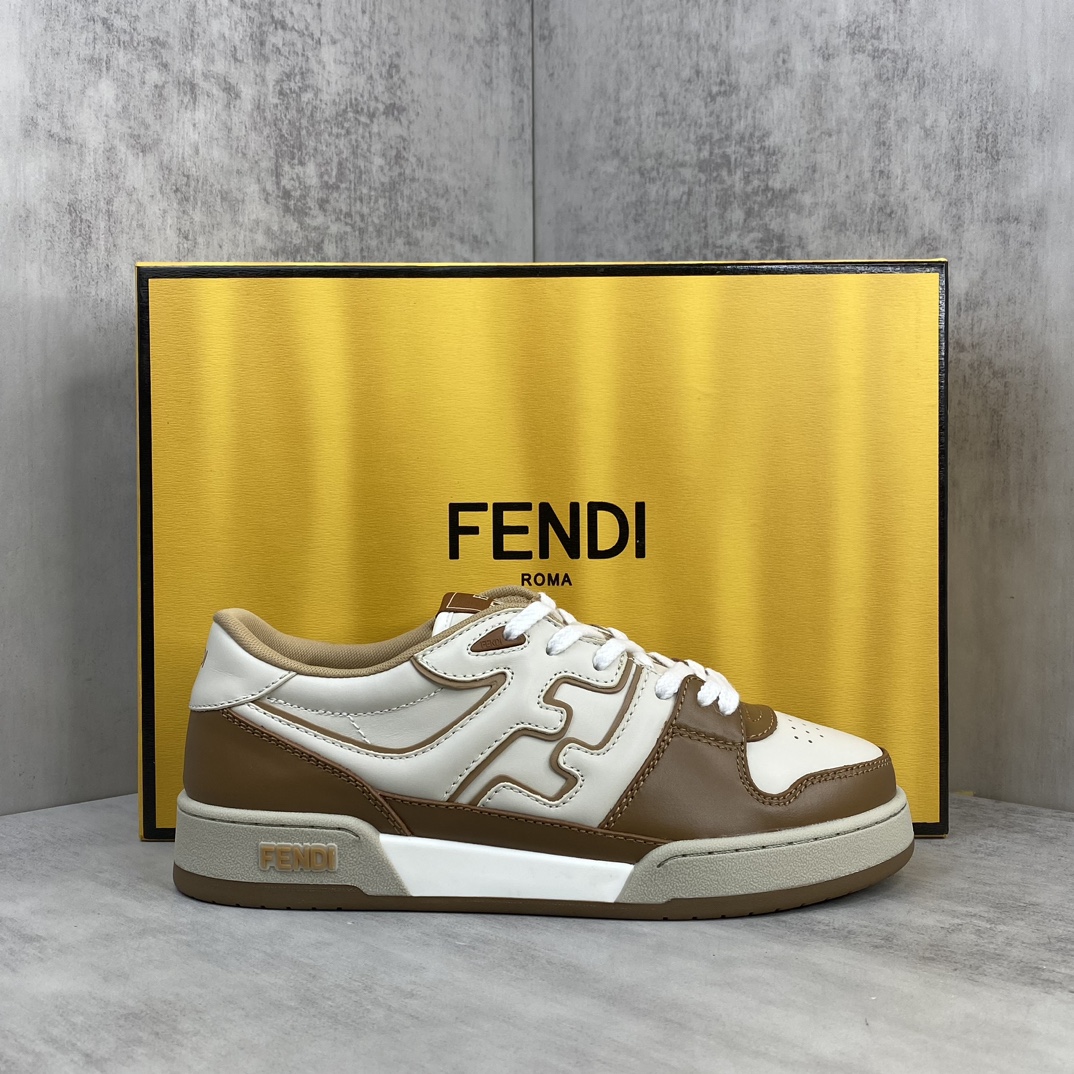 Fendi 新色上架 (莞产 ) Fendi 芬迪 23ss 休闲鞋FENDI芬迪match最新 运动鞋 设计师Kim Jones打造的首款运动鞋fendi match 和LV驴牌的Trainer篮球运动鞋 鞋型差不多 添加了FF 的设计 鞋面采用麂皮和皮革拼接组合 侧面凸起的双F logo内里采用毛巾绒里 / 男款39-45