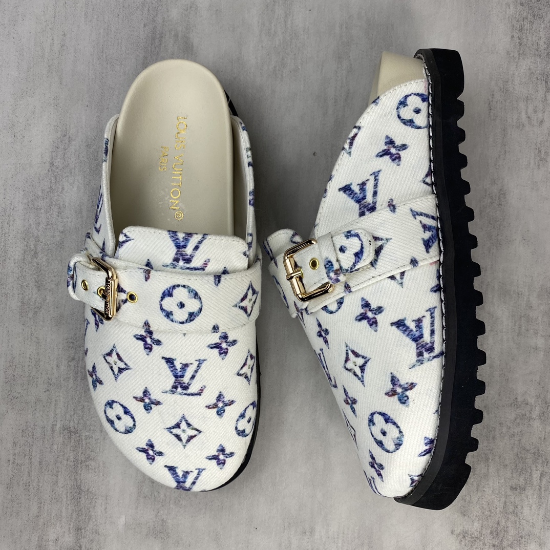 Louis Vuitton 新款上架 Loui* Vuitton 彩色棋盘格新款半拖鞋winterbreak comfert 平底拖鞋 LV 字母和Monogram 花卉点缀图案的皮面