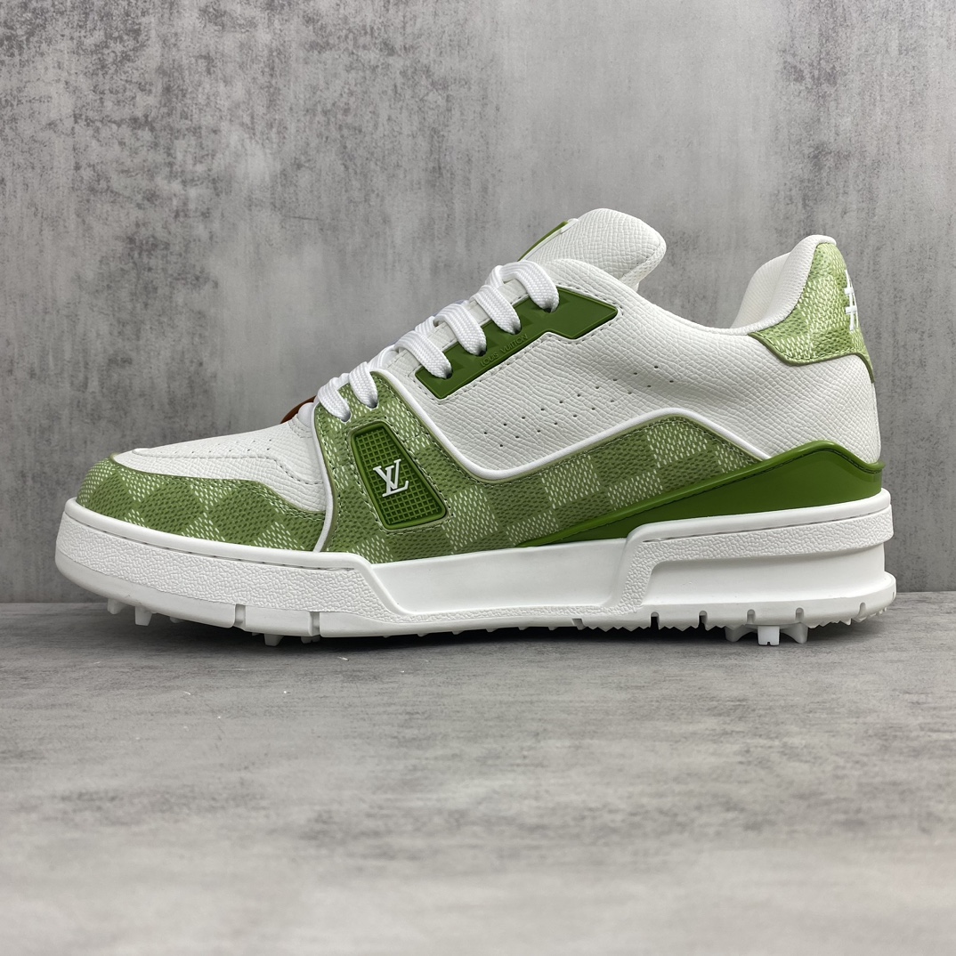 Louis Vuitton 新款上架 Louis*Vuitto* LV Trainer 24ss 高尔夫球鞋系列 (鞋底钉爪可拆卸)大底和面料私模 绝对下血本费心思的一款鞋子 自Vifgil到来之后而设计的这一系列 每一季度都深受众多粉丝的青睐 TPU 大底 包装