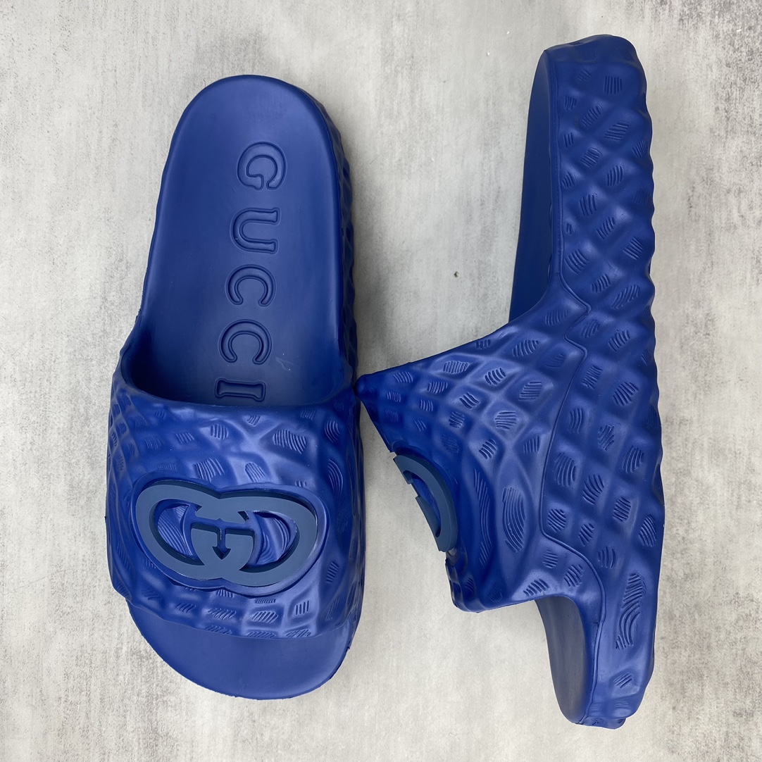 Gucci 新款上架 Gucci古驰 24ss G家最新 一字拖拖鞋 G家 正面饰有撞色3D立体双Glogo字样