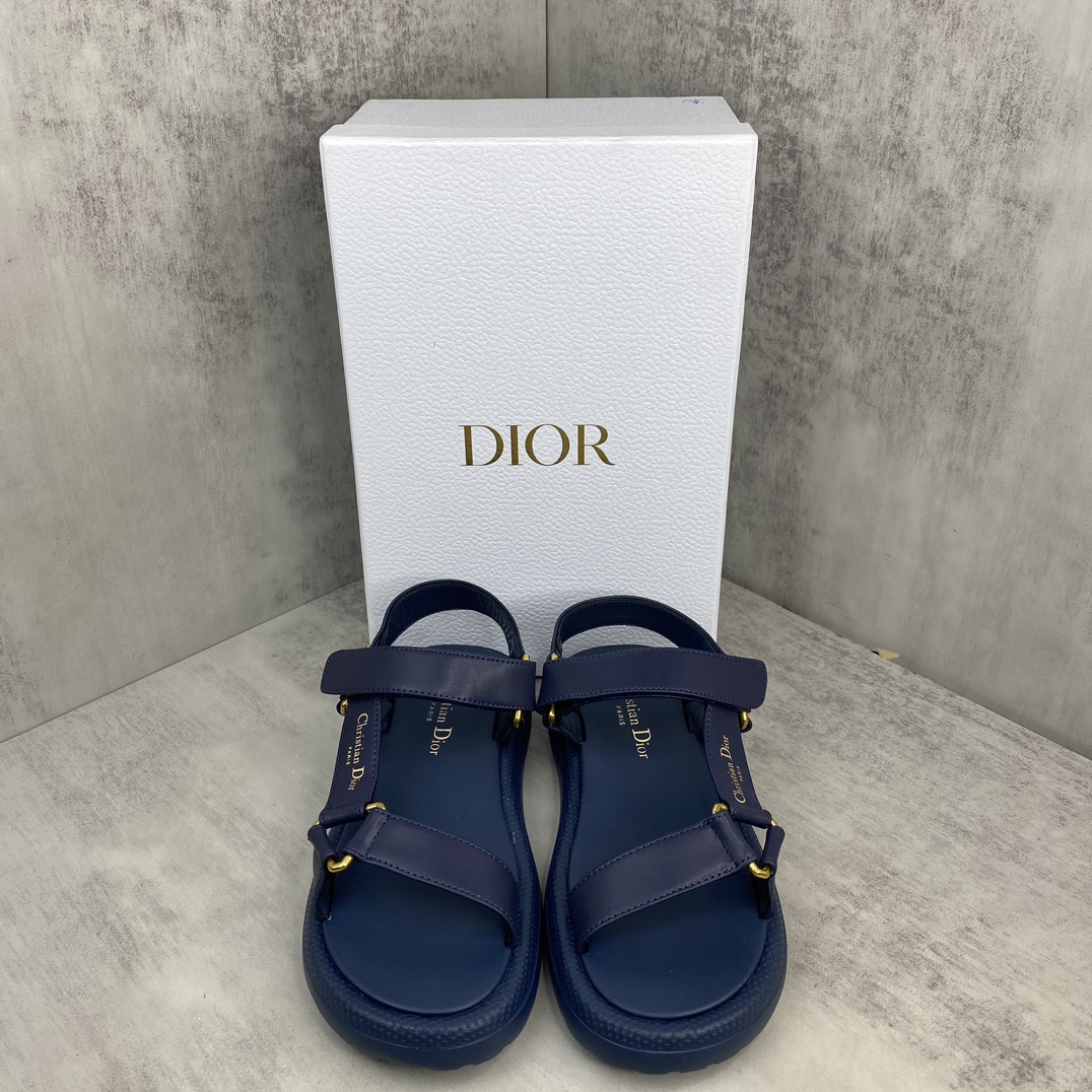 Dior 新款上架 Dior迪奥 24ss 最新火爆凉鞋 升级魔术贴凉拖鞋 鞋面 牛皮/ 电绣 羊皮里 d五金扣 开模TPU大底