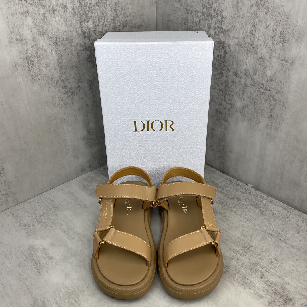 Dior 新款上架 Dior迪奥 24ss 最新火爆凉鞋 升级魔术贴凉拖鞋 鞋面 牛皮/ 电绣 羊皮里 d五金扣 开模TPU大底