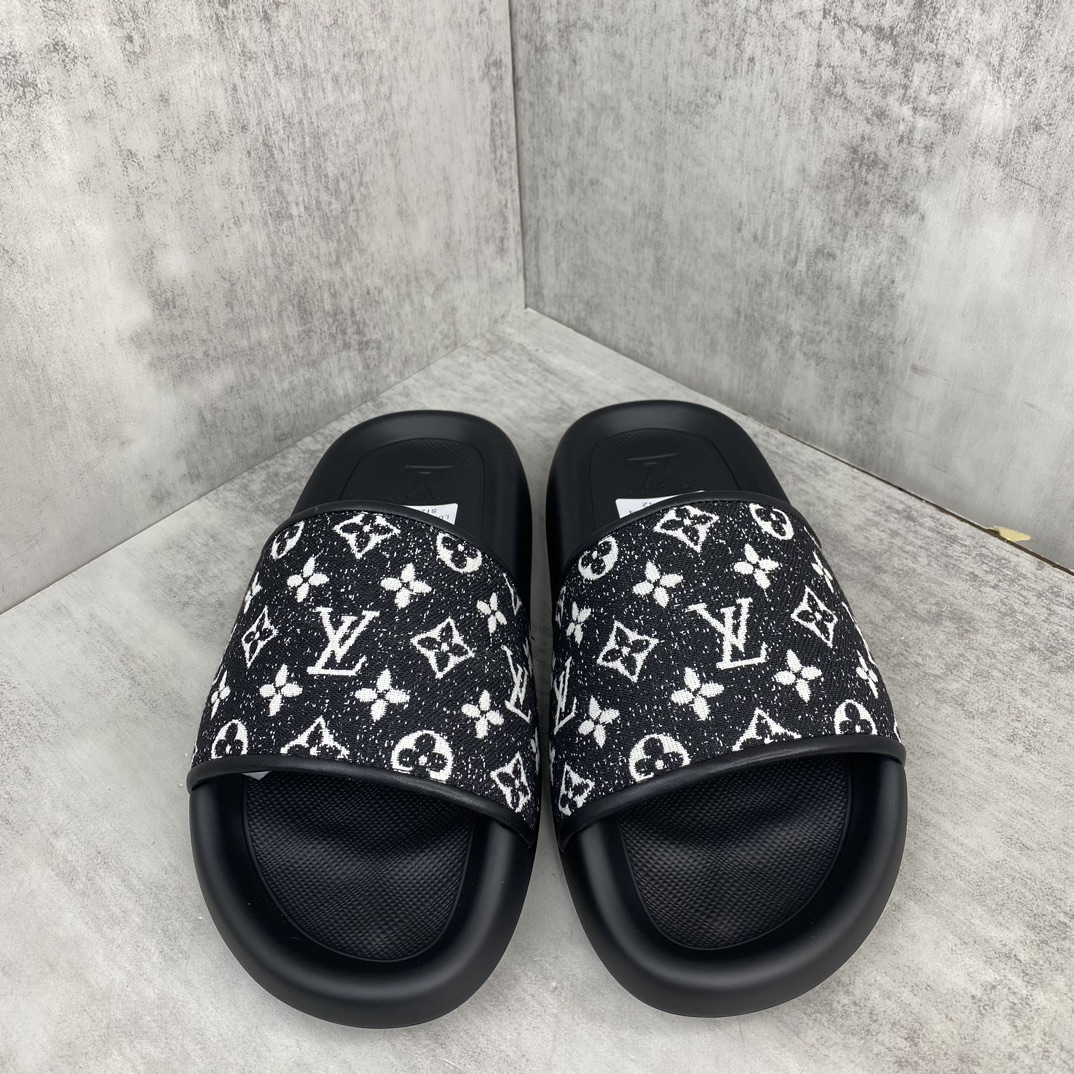 Louis Vuitton 新款上架 LOUI* VUITTO* 24ss lv标压花沙滩拖鞋 全网火爆 独家模具开发 男款38-45