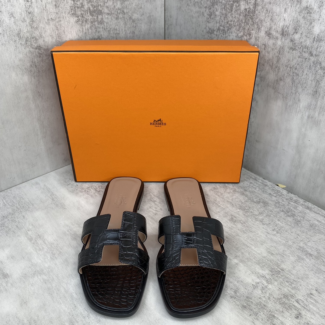 Hermès 新款上架 爱马仕 H人字拖 女拖鞋 款式 传久 经得起考验