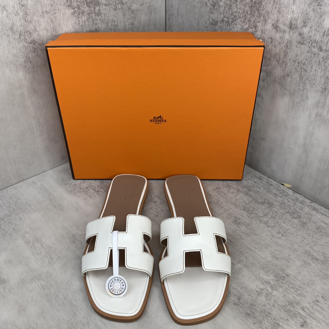 Hermès 新款上架 爱马仕 H人字拖 女拖鞋 款式 传久 经得起考验