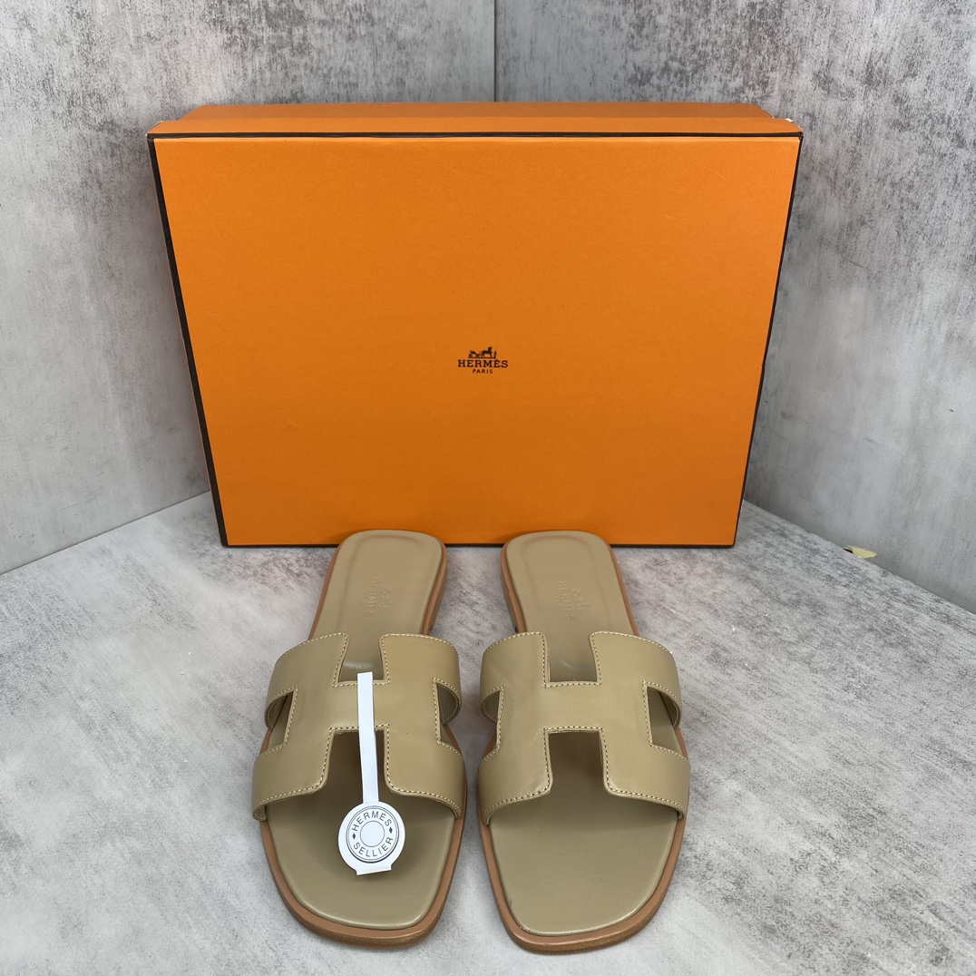 Hermès 新款上架 爱马仕 H人字拖 女拖鞋 款式 传久 经得起考验