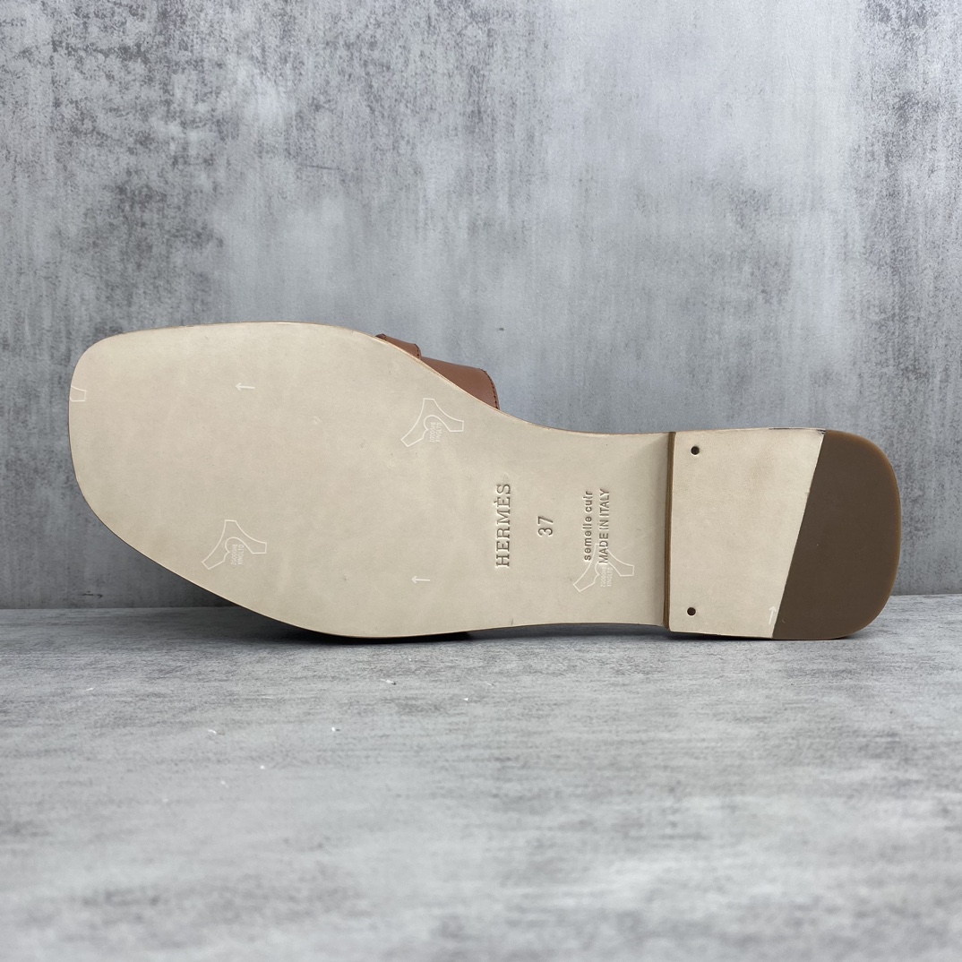 Hermès 新款上架 爱马仕 H人字拖 女拖鞋 款式 传久 经得起考验