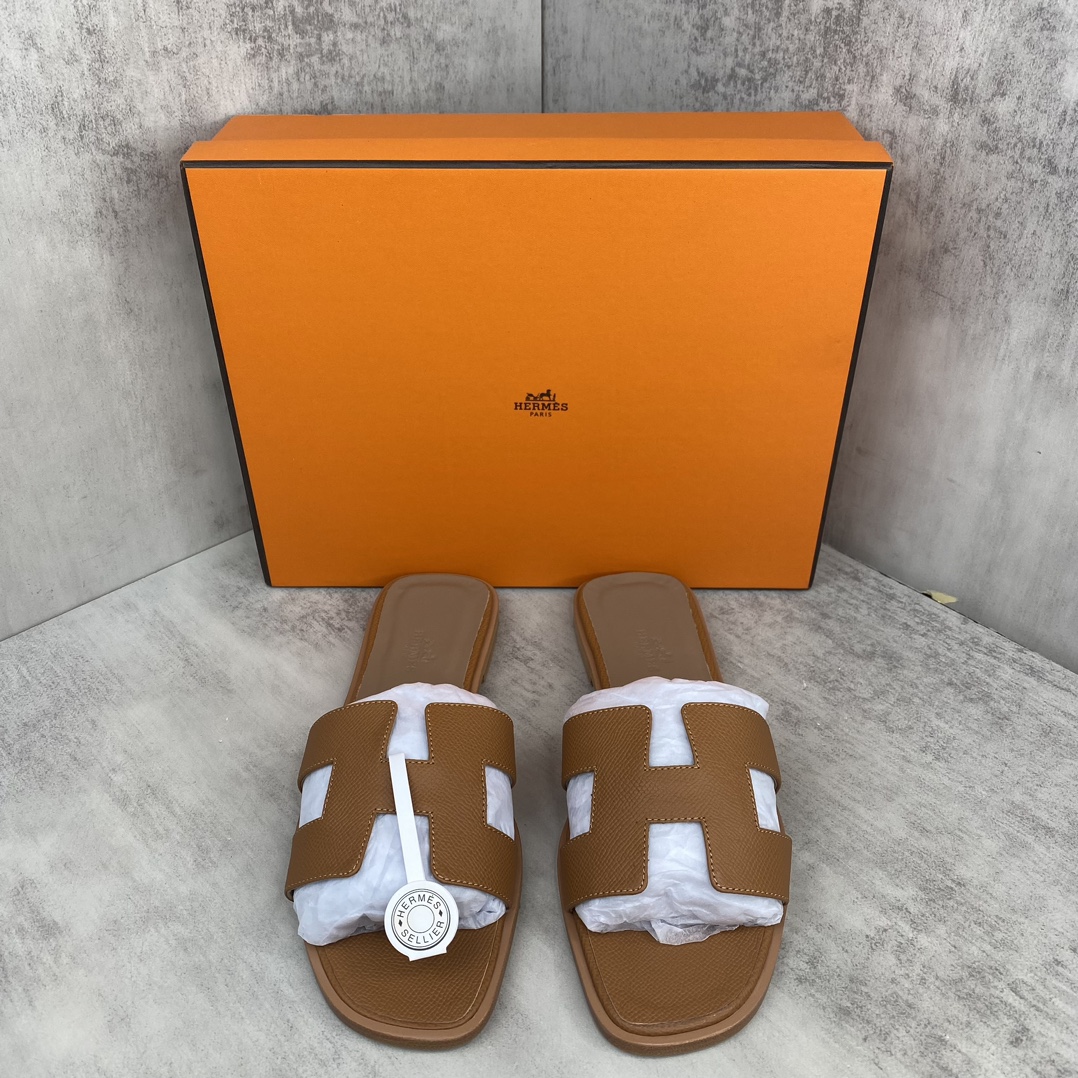 Hermès 新款上架 爱马仕 H人字拖 女拖鞋 款式 传久 经得起考验