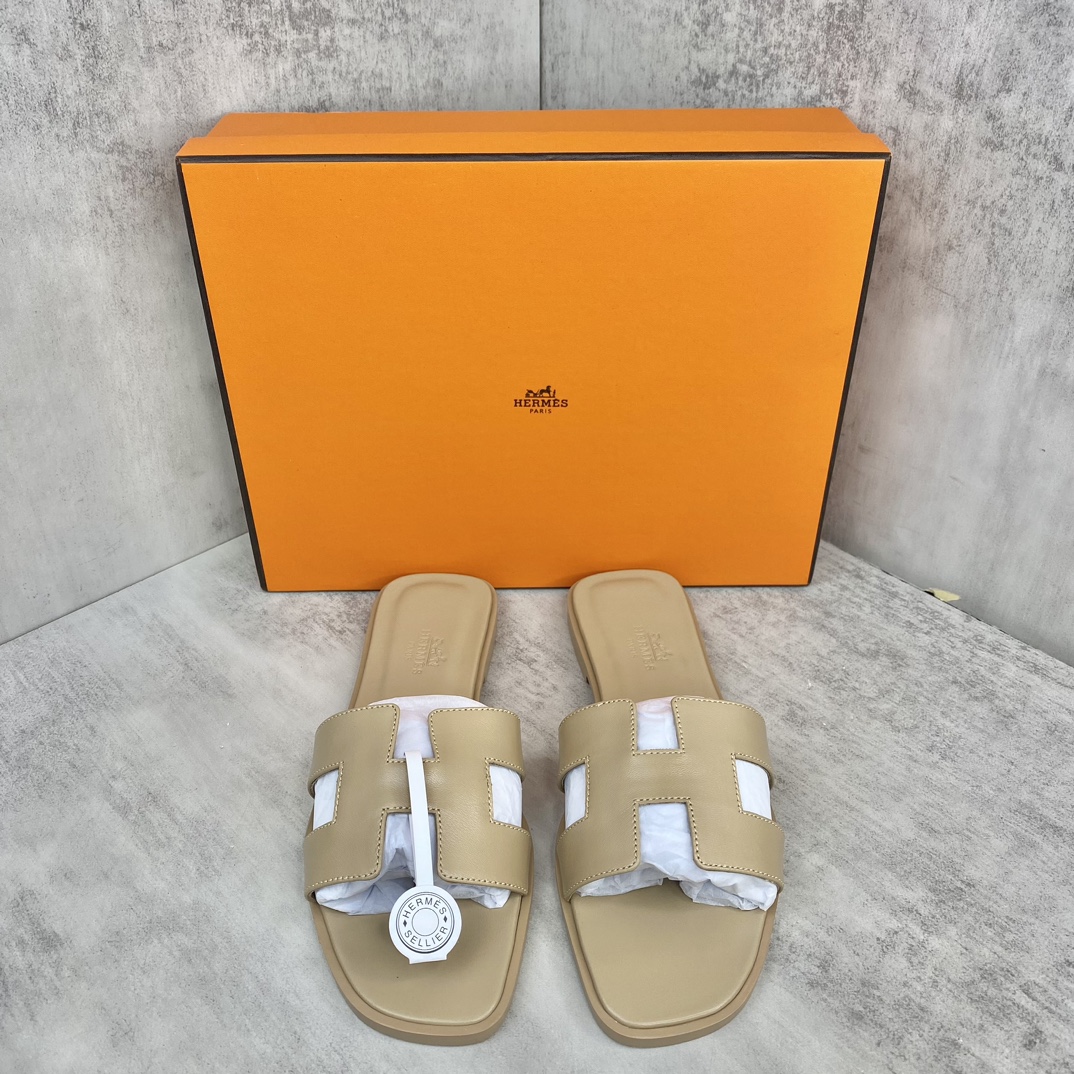 Hermès 新款上架 爱马仕 H人字拖 女拖鞋 款式 传久 经得起考验