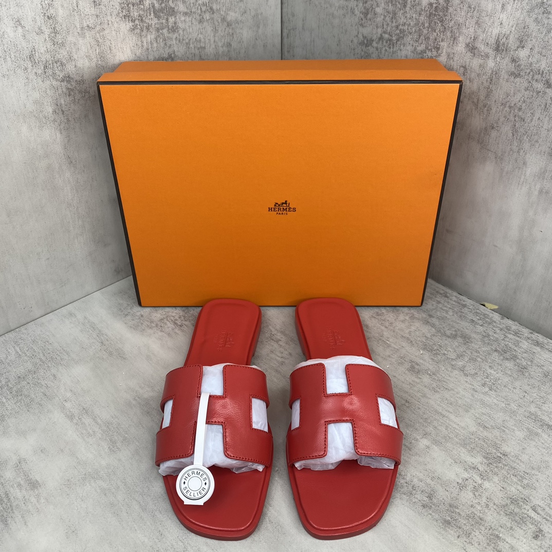 Hermès 新款上架 爱马仕 H人字拖 女拖鞋 款式 传久 经得起考验