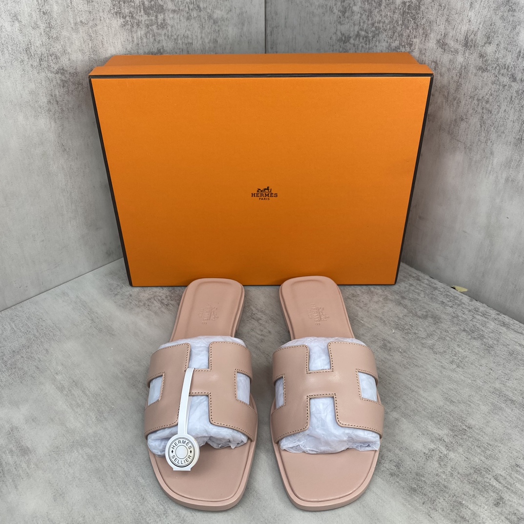 Hermès 新款上架 爱马仕 H人字拖 女拖鞋 款式 传久 经得起考验