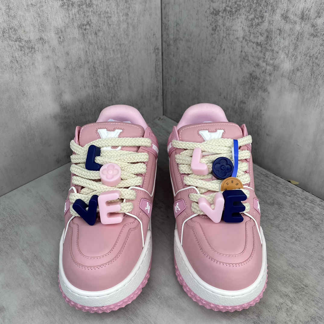 Louis Vuitton 新款上架 正确版 Louis*Vuitton* 24SS走秀款 胖丁Trainer 面包鞋 滑板鞋 休闲 运动鞋 DIY串珠Loui* vuitto* 2024年男装春夏走秀款