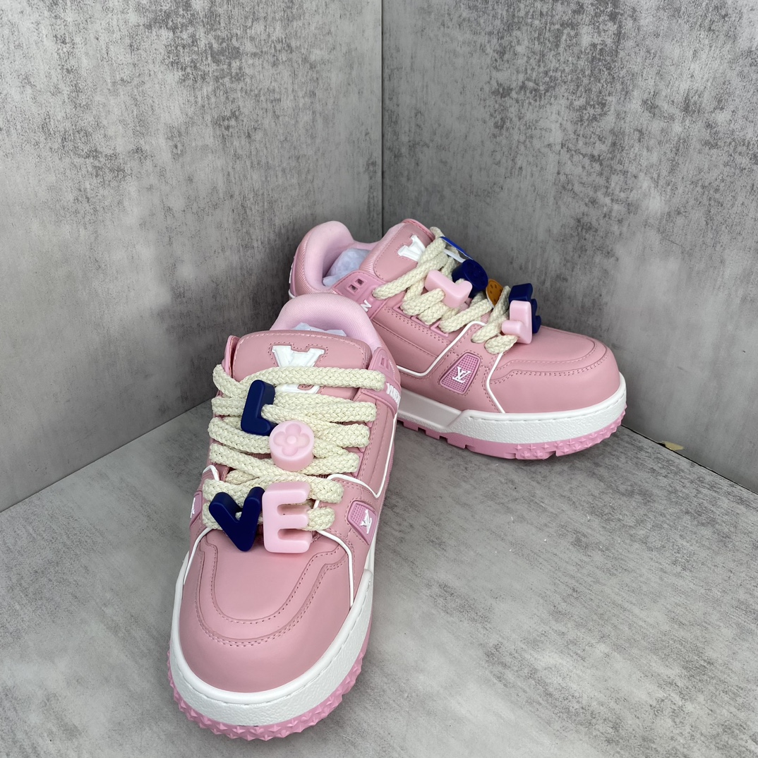 Louis Vuitton 新款上架 正确版 Louis*Vuitton* 24SS走秀款 胖丁Trainer 面包鞋 滑板鞋 休闲 运动鞋 DIY串珠Loui* vuitto* 2024年男装春夏走秀款