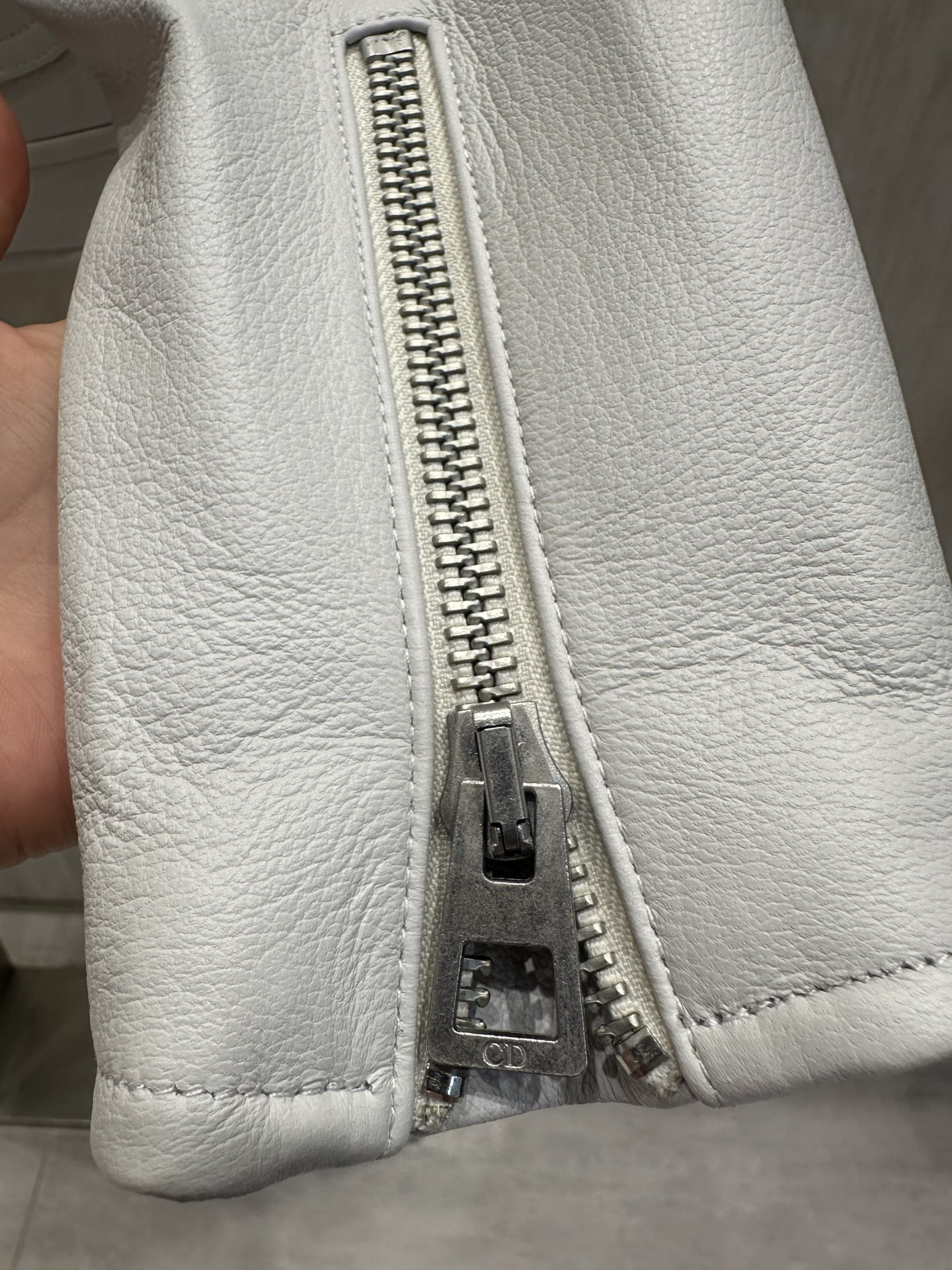 Dior White Lambskin Leather Jacket with Heart Manor Print 10 i1745617297249 8188 0 8