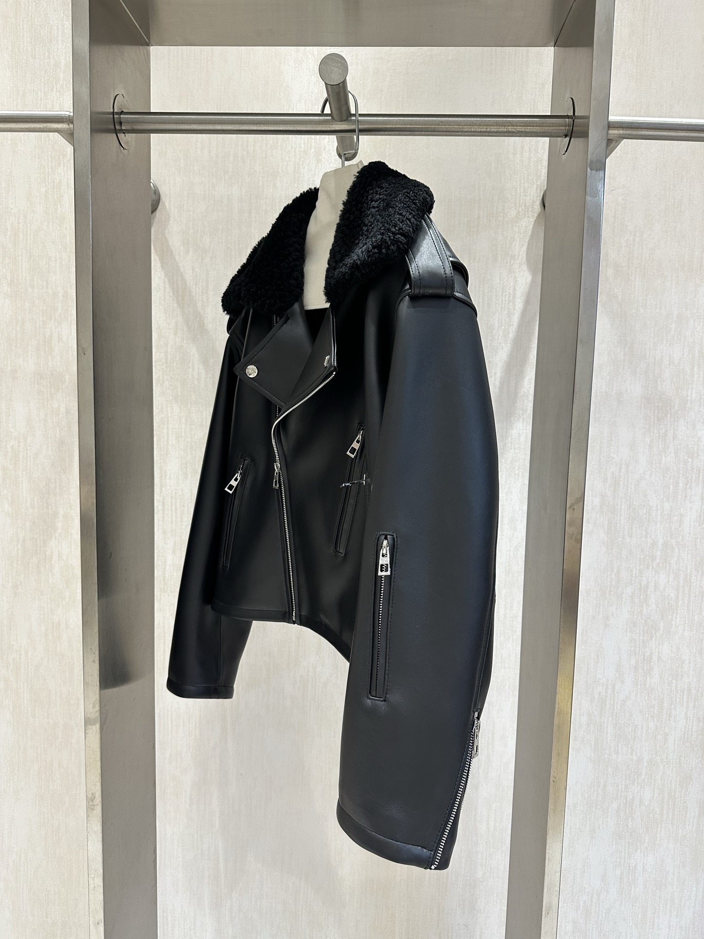 Loewe Leather and Wool Collar Biker Jacket - Chic & Edgy Outerwear 4 i1746631589609 2962 0 2