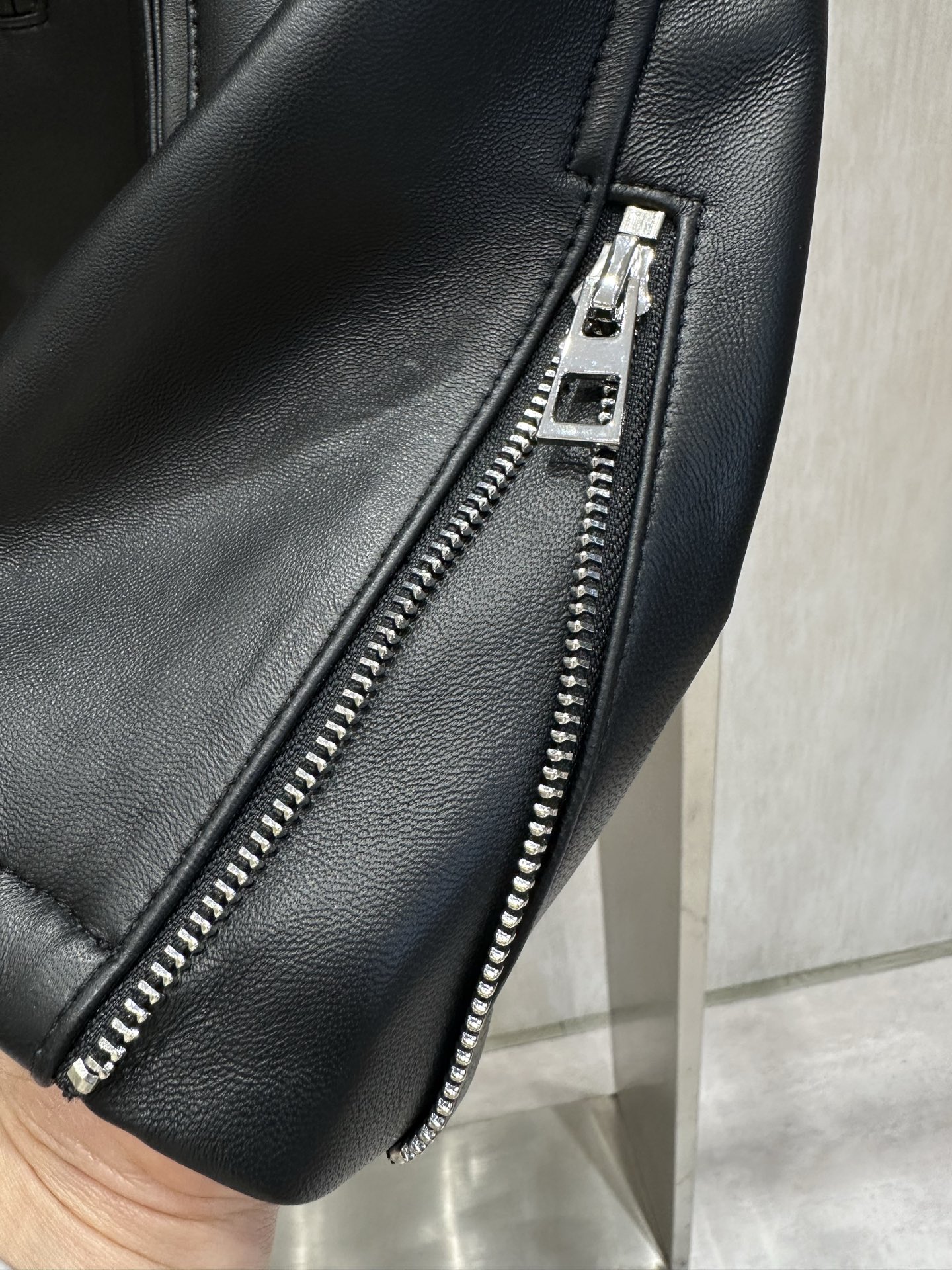 Loewe Leather and Wool Collar Biker Jacket - Chic & Edgy Outerwear 10 i1746631589832 5747 0 8