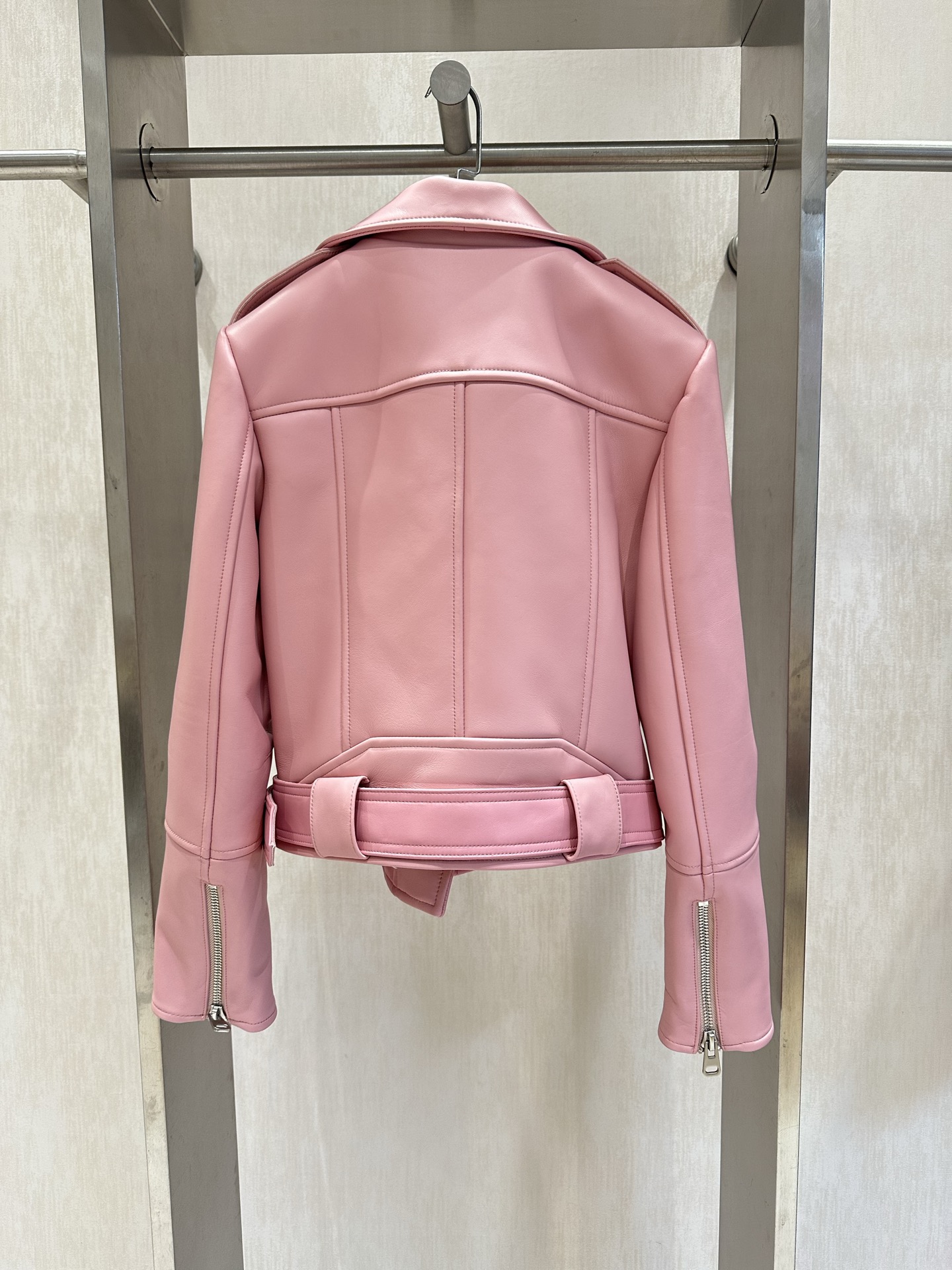 M*cq Alexander McQueen Lambskin Biker Jacket - Classic Motorcycle Style 4 i1752369761622 2132 0 2