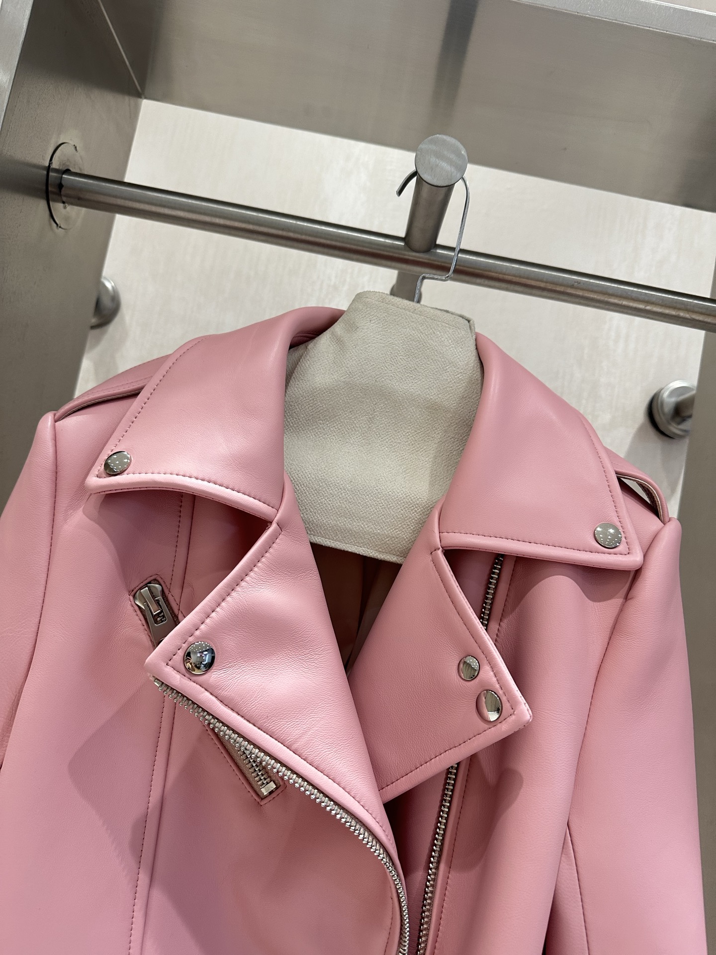 M*cq Alexander McQueen Lambskin Biker Jacket - Classic Motorcycle Style 5 i1752369764001 4828 0 3
