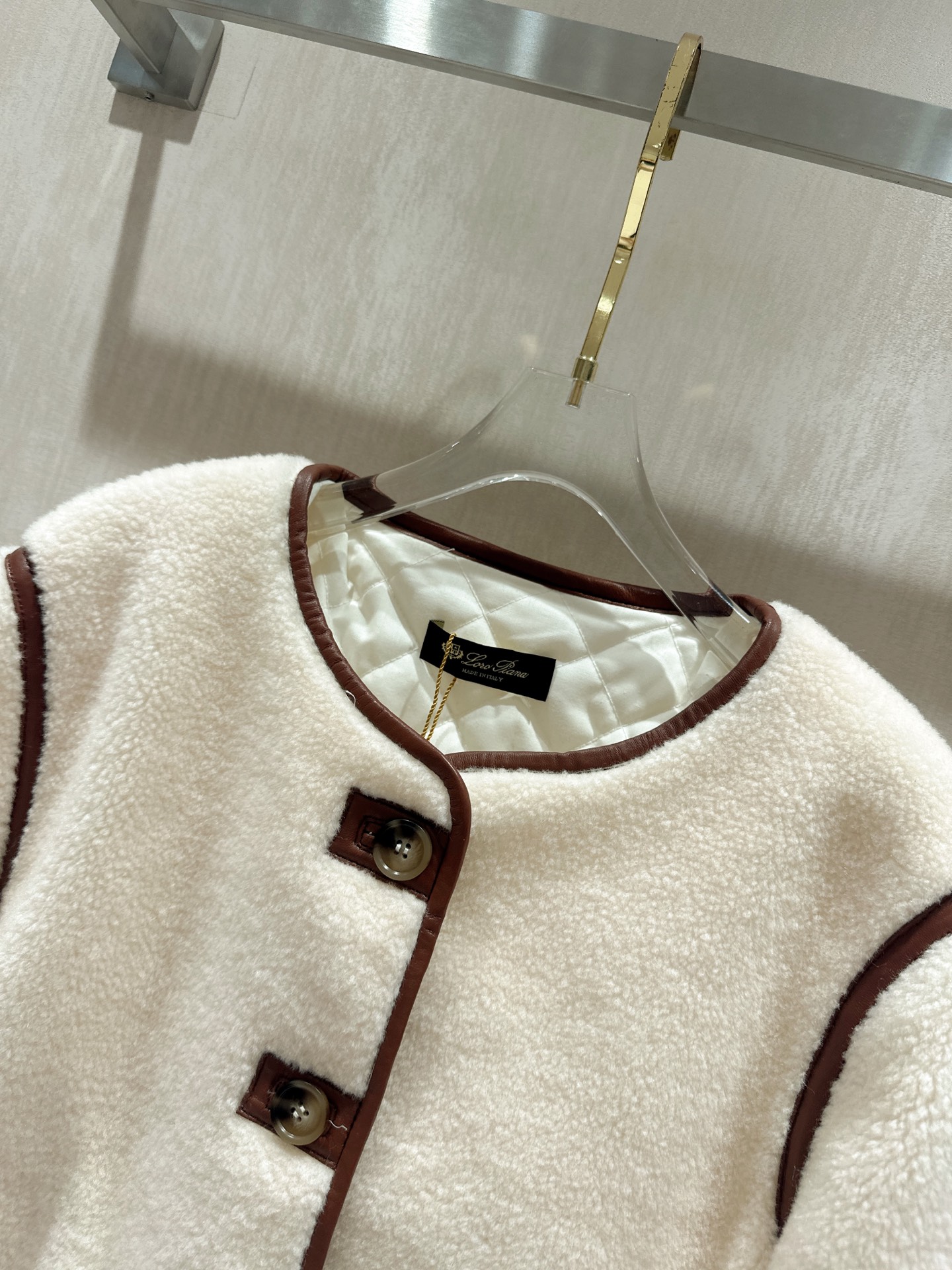 Loro Piana Button-Up Cashmere Jacket: Soft, Warm, and Exquisitely Detailed 6 i1758245976039 4339 0 4