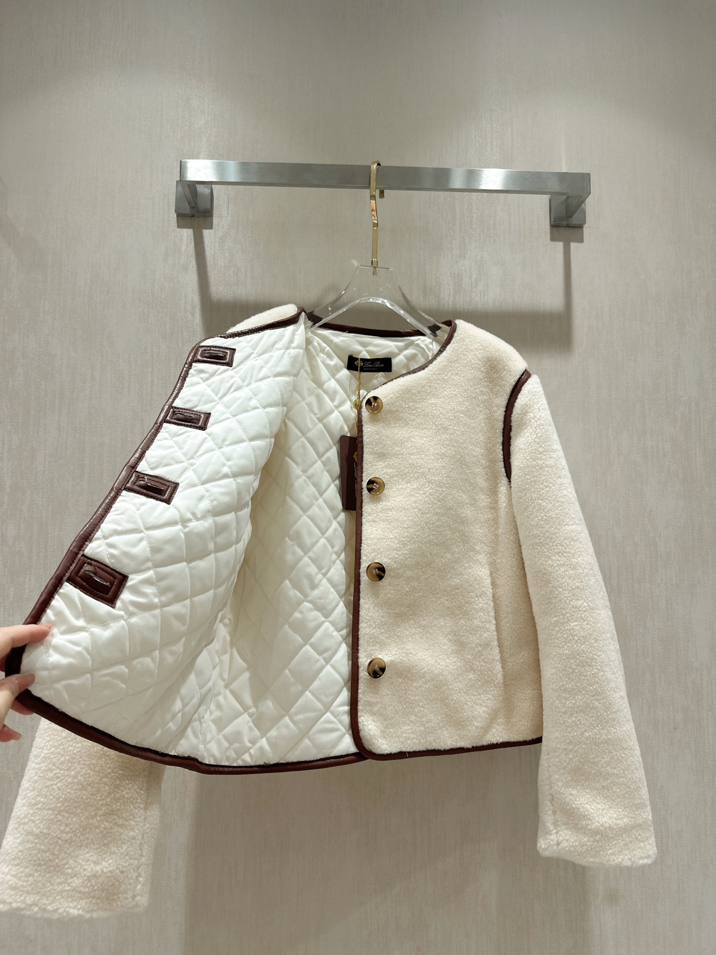 Loro Piana Button-Up Cashmere Jacket: Soft, Warm, and Exquisitely Detailed 4 i1758245980069 4856 0 2