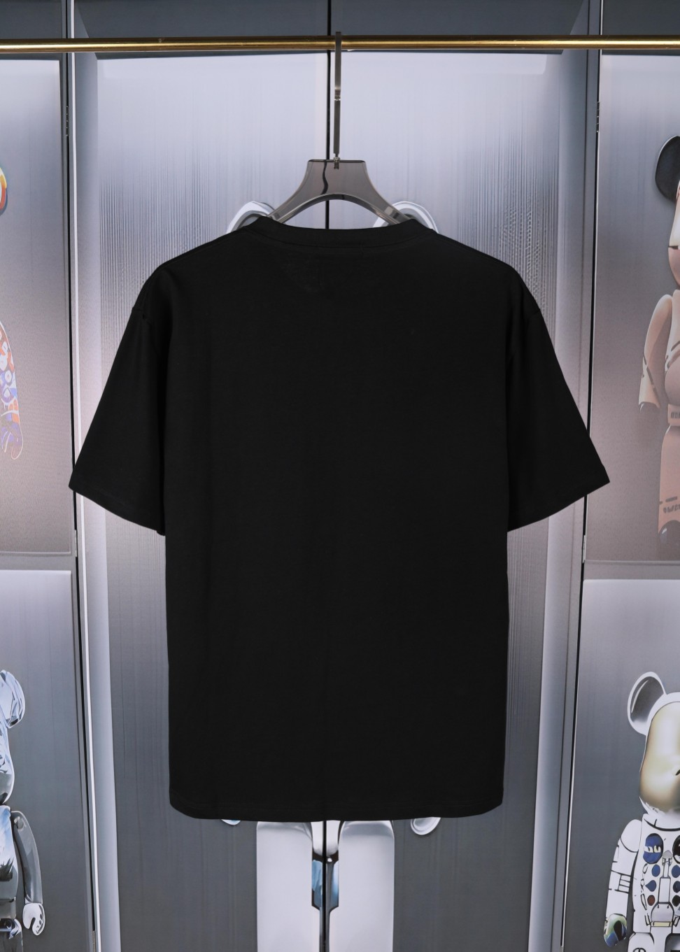 Rada  短袖T恤服装 3