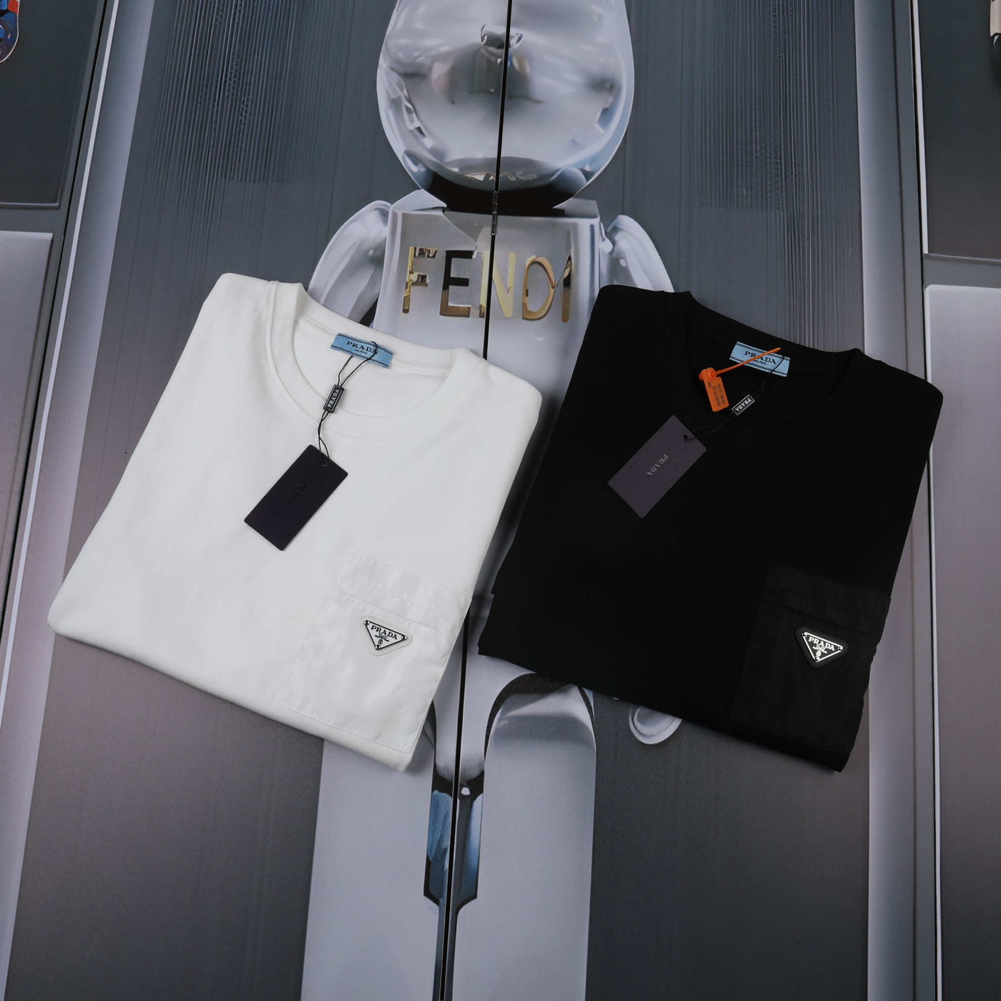 Rada  短袖T恤服装 4