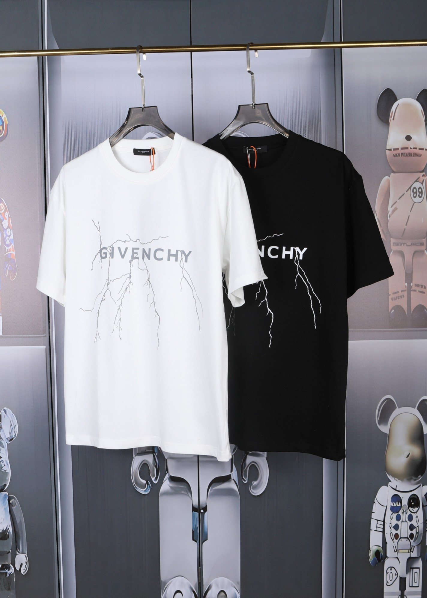 Givenchy Lightning Gradient Print Short Sleeve T-Shirt - Unisex Style 2 a1706470564809 0668