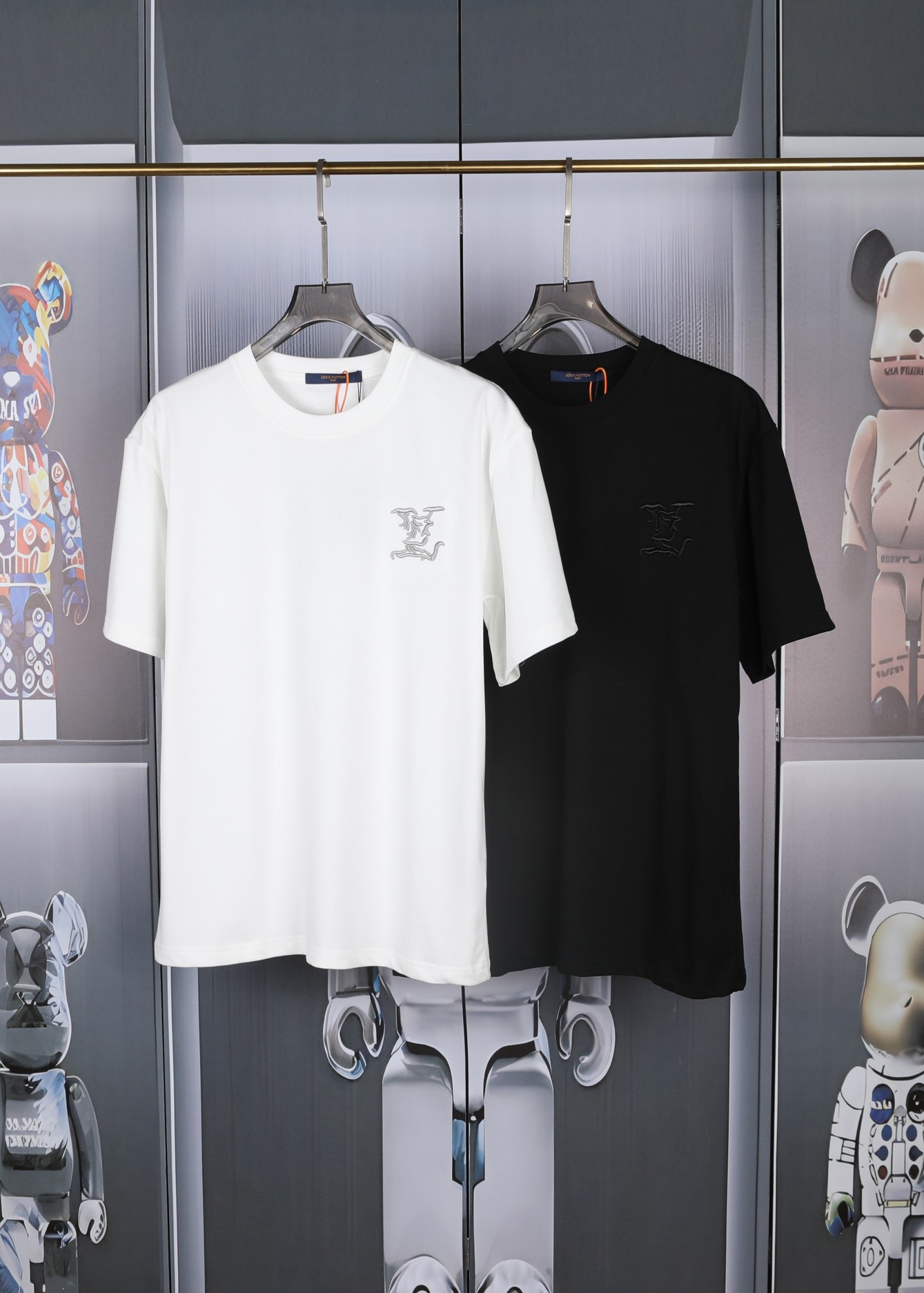 .00「D💓」 LV驴家新款绣花短袖 ，高品质🔥重磅双纱280g32...