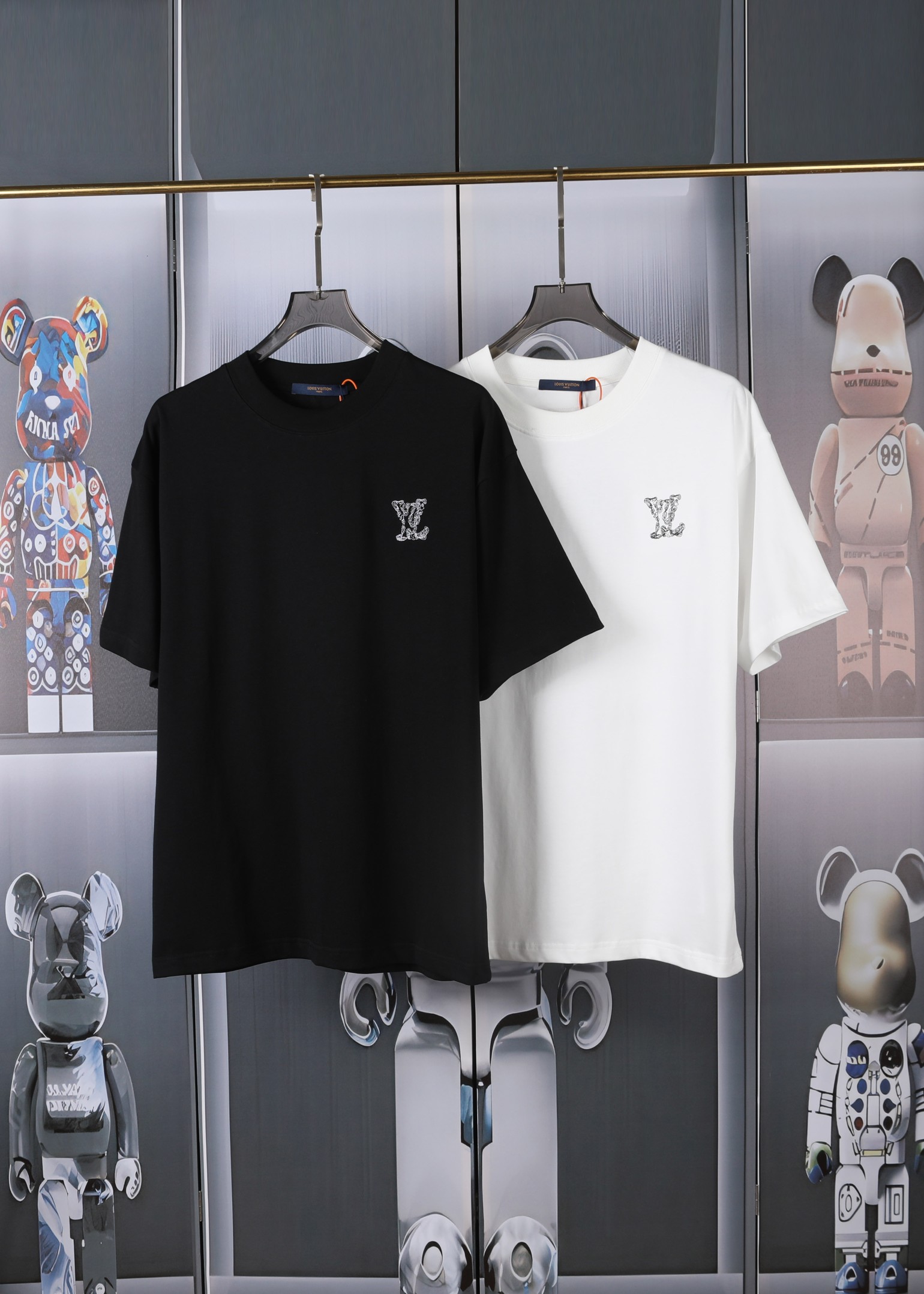 「Dw」 LV驴家新款花卉刺绣标志短袖 ，高品质🔥重磅双纱2...